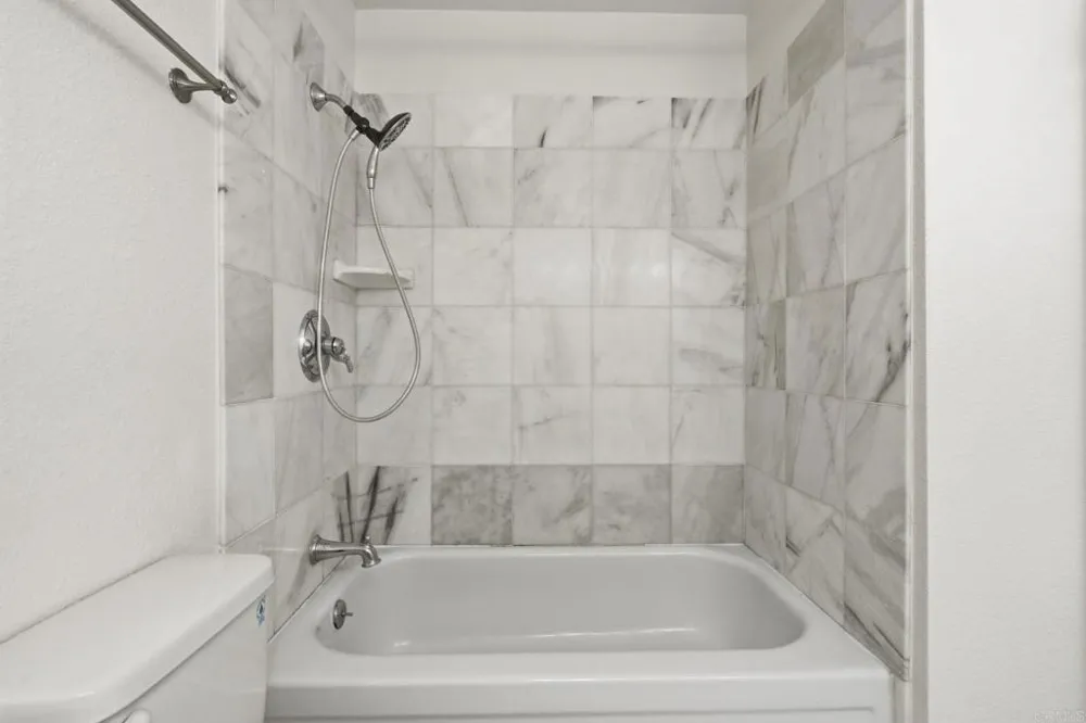 69 Norwood Avenue Daly City, CA 94015