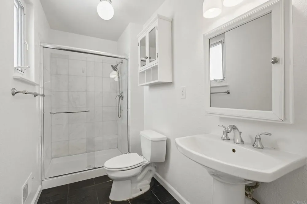 69 Norwood Avenue Daly City, CA 94015
