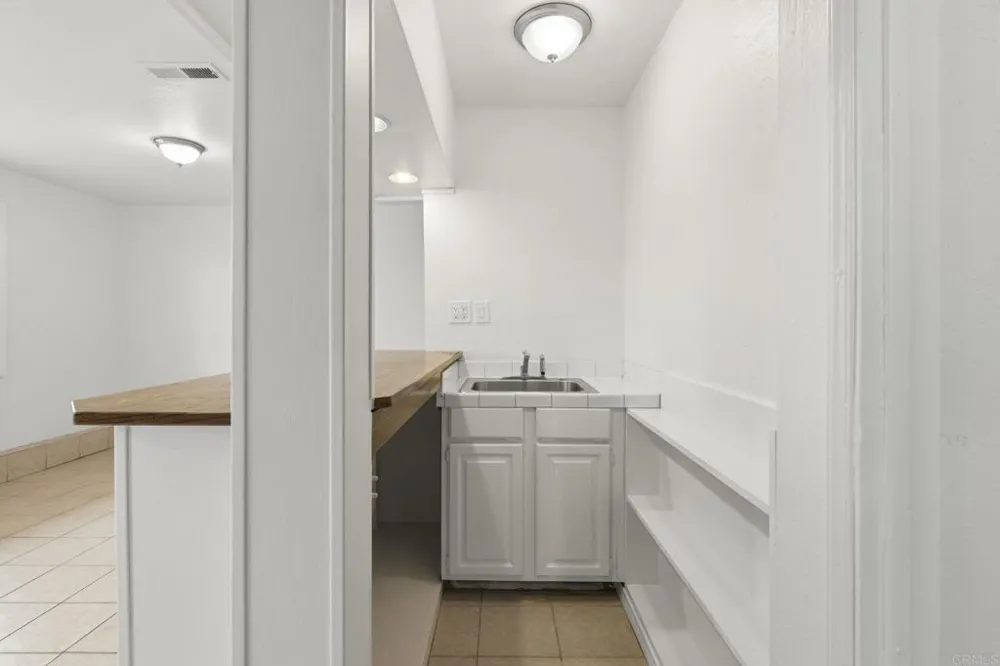 69 Norwood Avenue Daly City, CA 94015