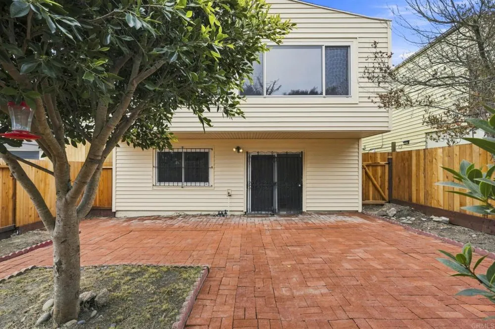 69 Norwood Avenue Daly City, CA 94015