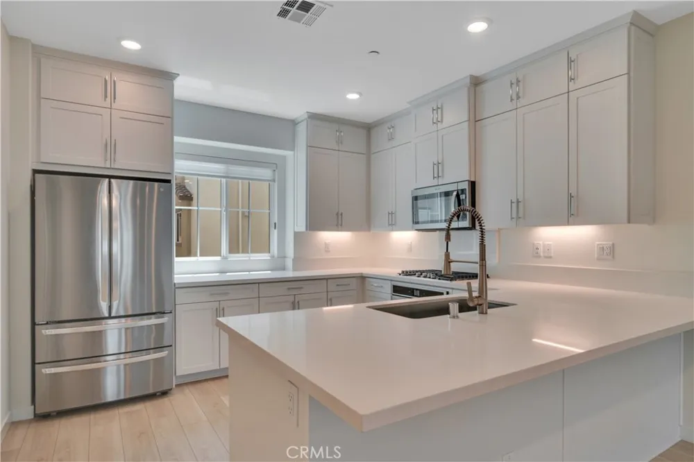 1285 Bonnet Torrance, CA 90502