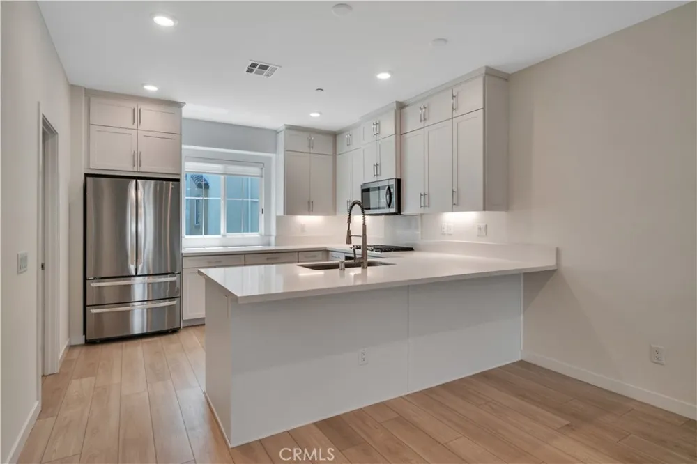 1285 Bonnet Torrance, CA 90502