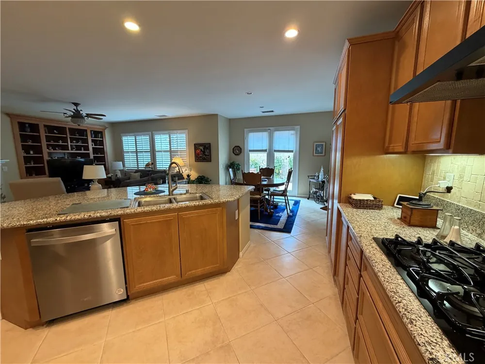 21578 Magnolia Walnut, CA 91789