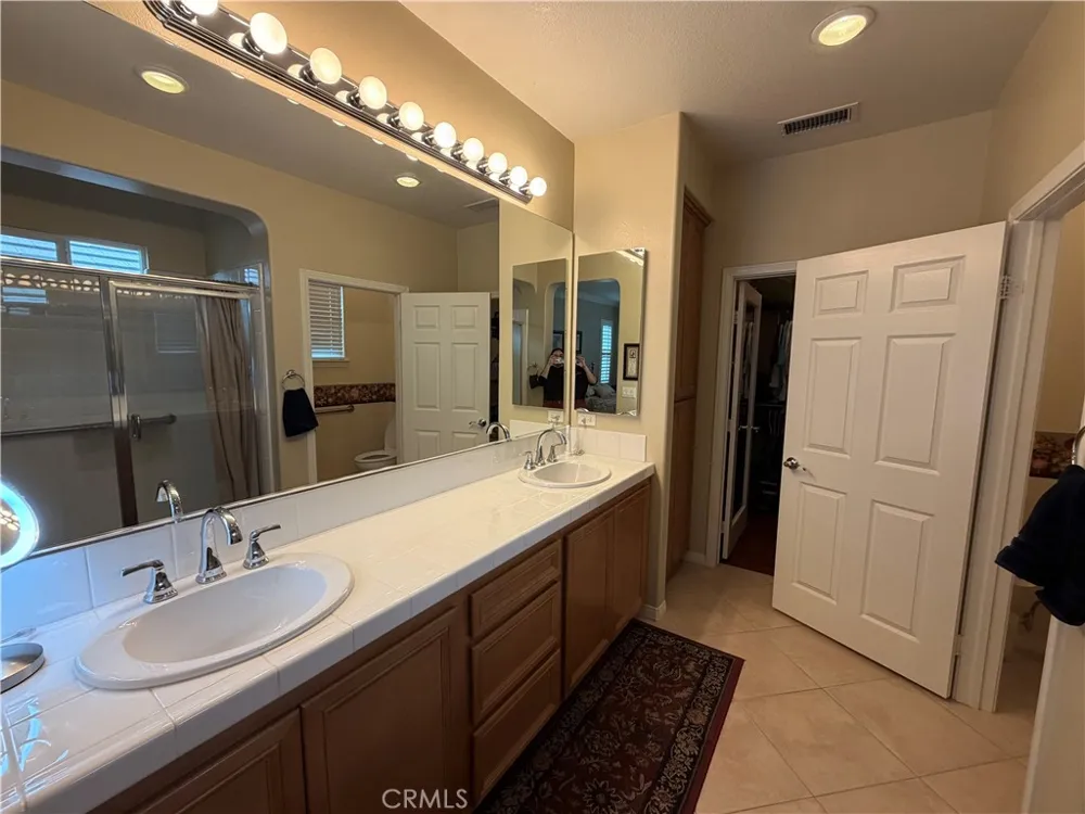 21578 Magnolia Walnut, CA 91789