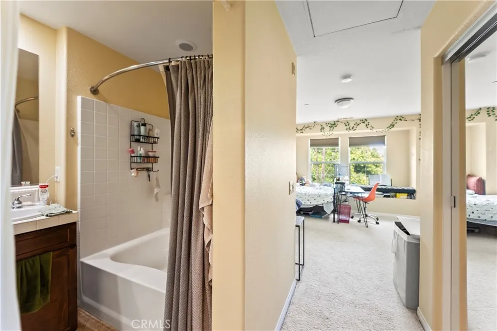 1123 Abelia Irvine, CA 92606