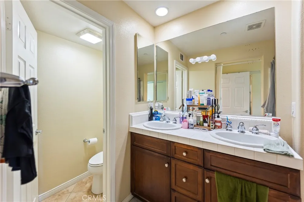 1123 Abelia Irvine, CA 92606