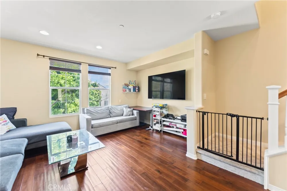 1123 Abelia Irvine, CA 92606