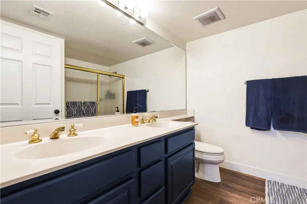 22229 Shadow Valley Chatsworth, CA 91311
