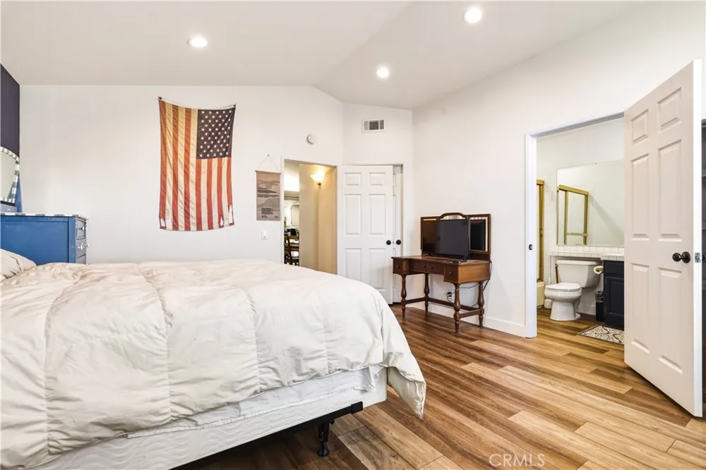 22229 Shadow Valley Chatsworth, CA 91311