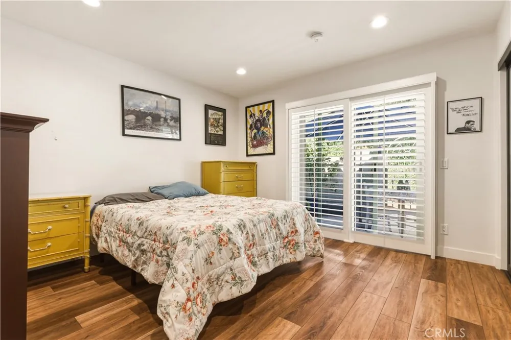 22229 Shadow Valley Chatsworth, CA 91311