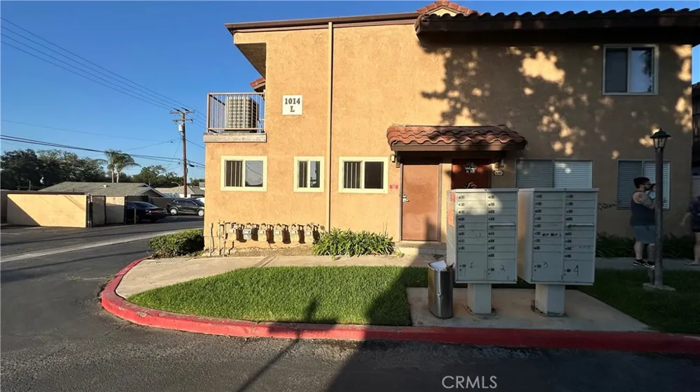 998 La Costa Drive #M204 Corona, CA 92879