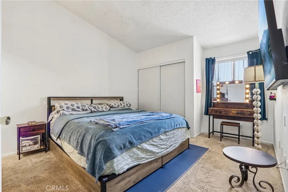 998 La Costa Drive #M204 Corona, CA 92879