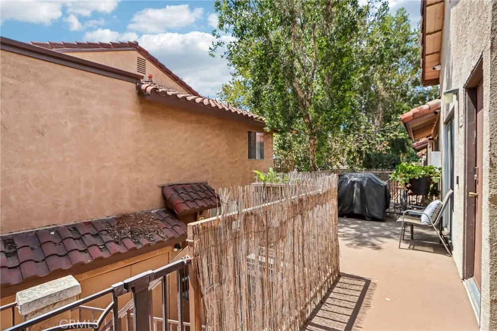 998 La Costa Drive #M204 Corona, CA 92879