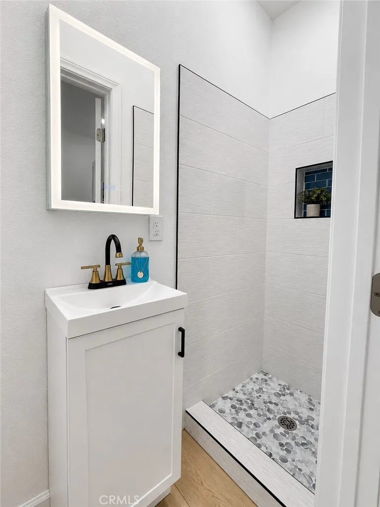 39832 De Vendome Court Murrieta, CA 92563