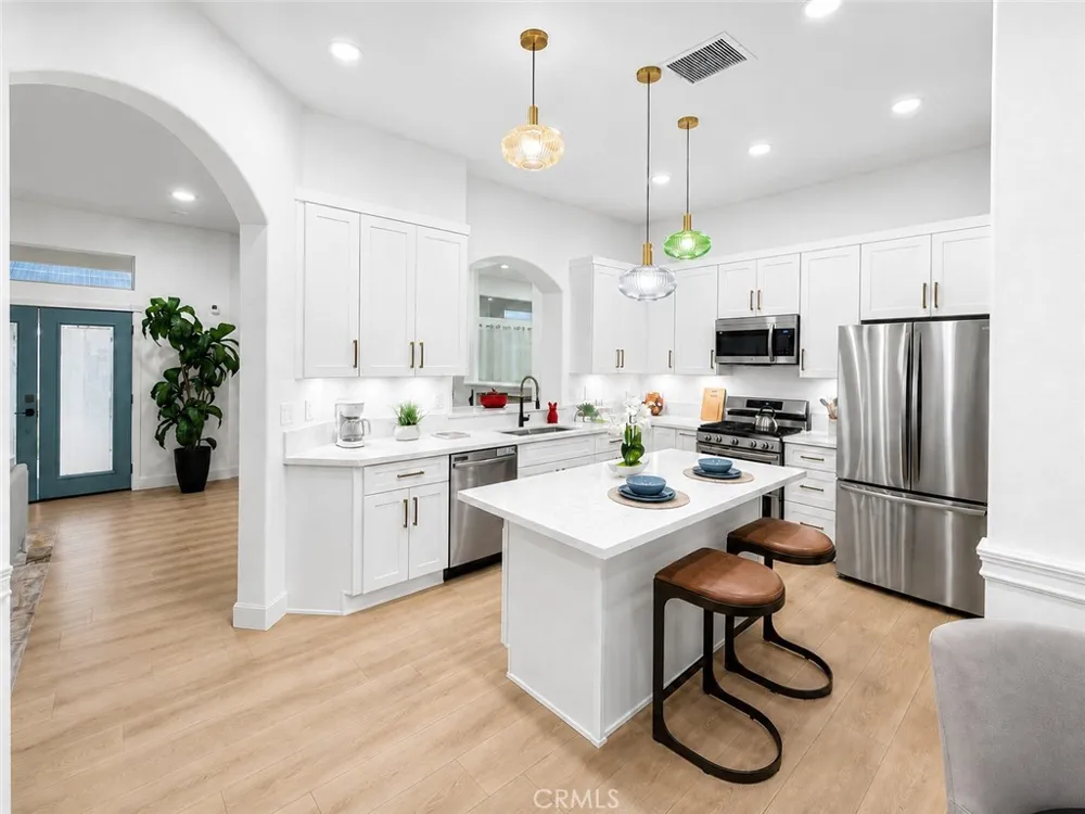 39832 De Vendome Court Murrieta, CA 92563