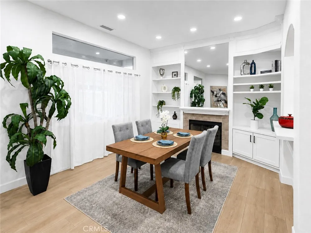 39832 De Vendome Court Murrieta, CA 92563