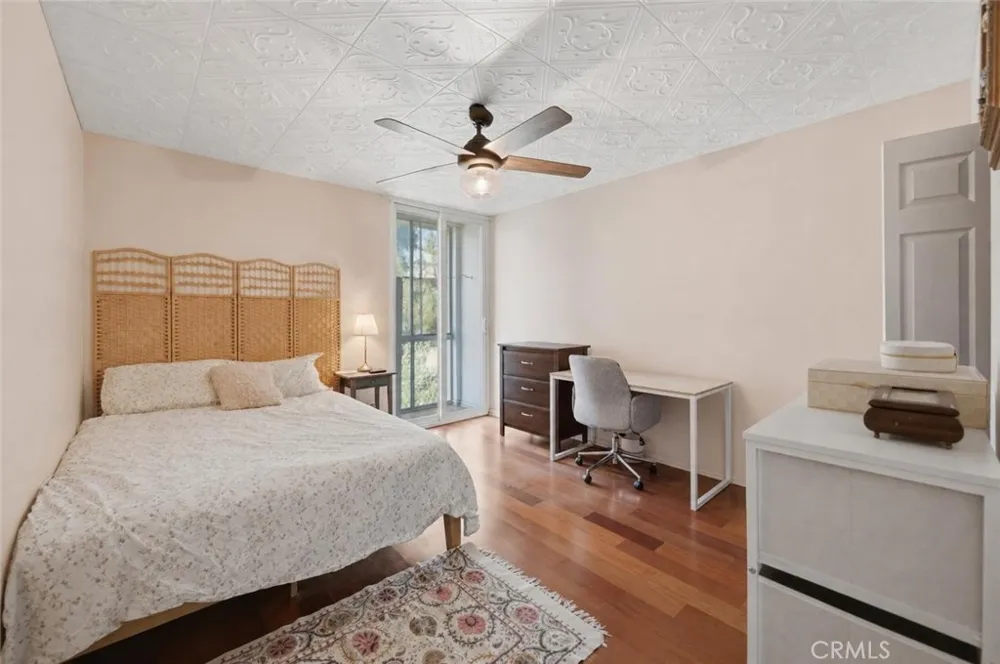 525 S Ardmore Avenue #320 Los Angeles, CA 90020