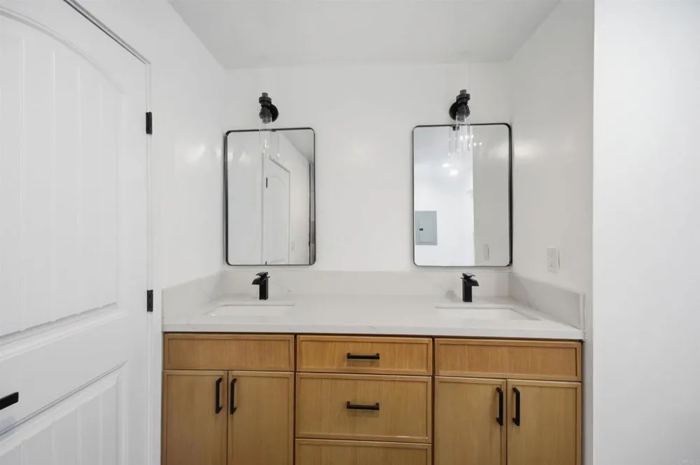 15613 Hawley Court El Cajon, CA 92021