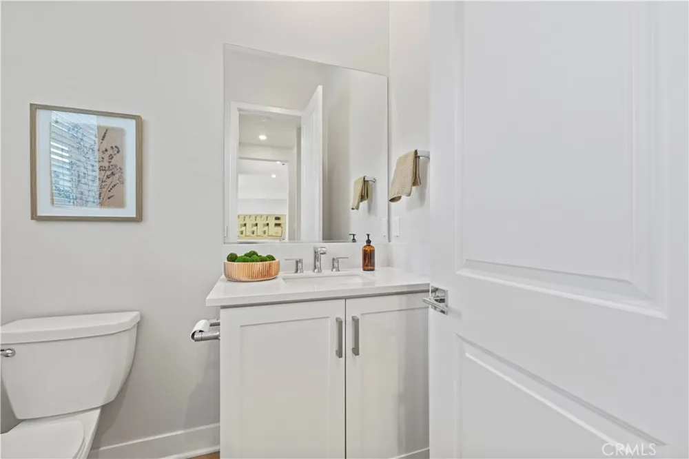 27014 Goldfields Court Valencia, CA 91381