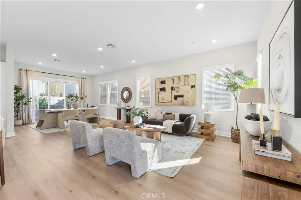 27014 Goldfields Court Valencia, CA 91381