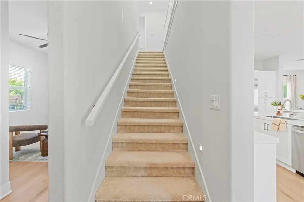 27014 Goldfields Court Valencia, CA 91381