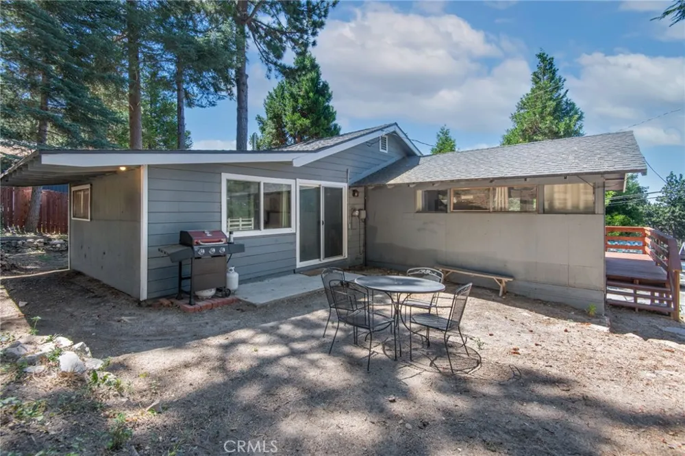 31472 Panorama Drive Running Springs, CA 92382