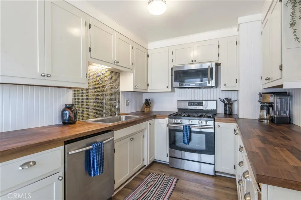 31472 Panorama Drive Running Springs, CA 92382