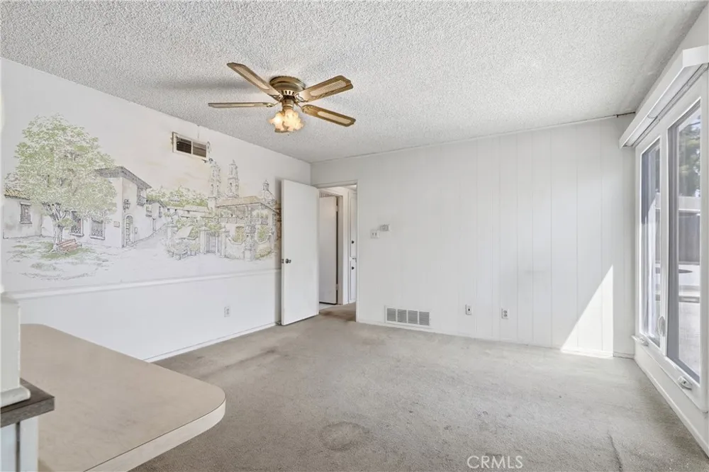 417 Emerald Seal Beach, CA 90740