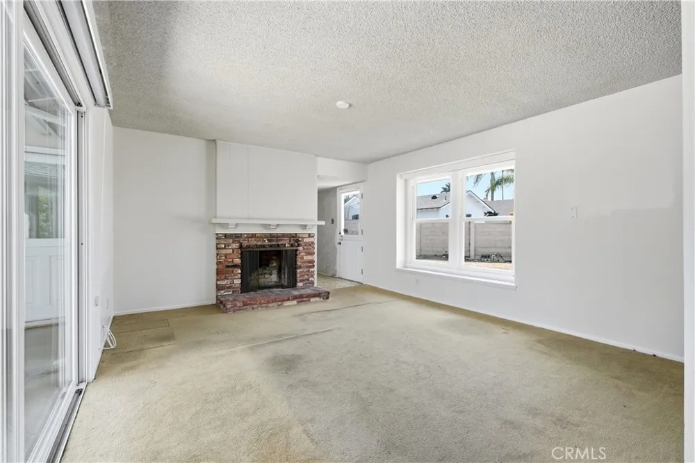 417 Emerald Seal Beach, CA 90740