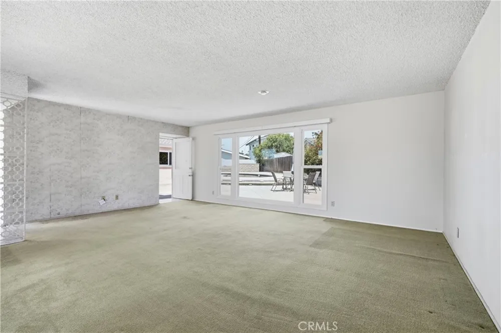 417 Emerald Seal Beach, CA 90740