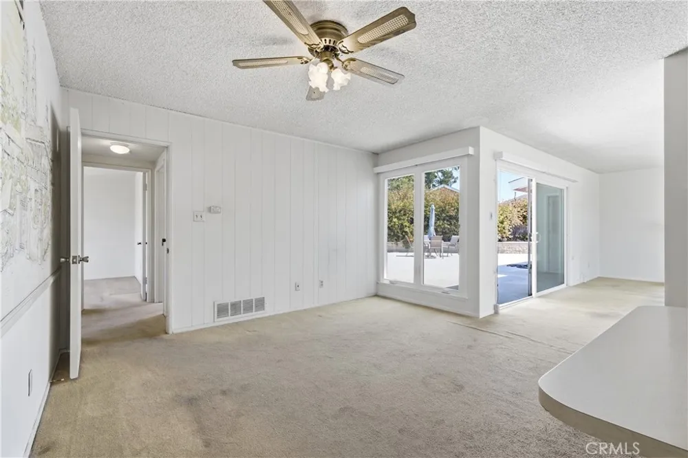417 Emerald Seal Beach, CA 90740