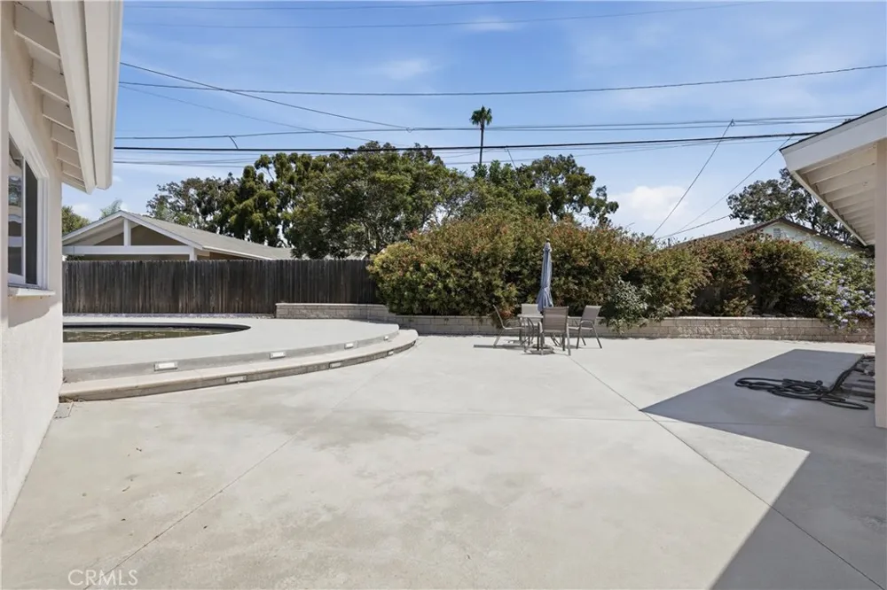 417 Emerald Seal Beach, CA 90740