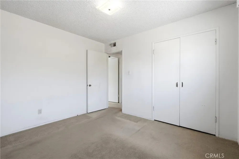 417 Emerald Seal Beach, CA 90740
