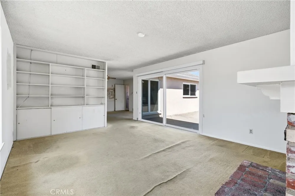 417 Emerald Seal Beach, CA 90740