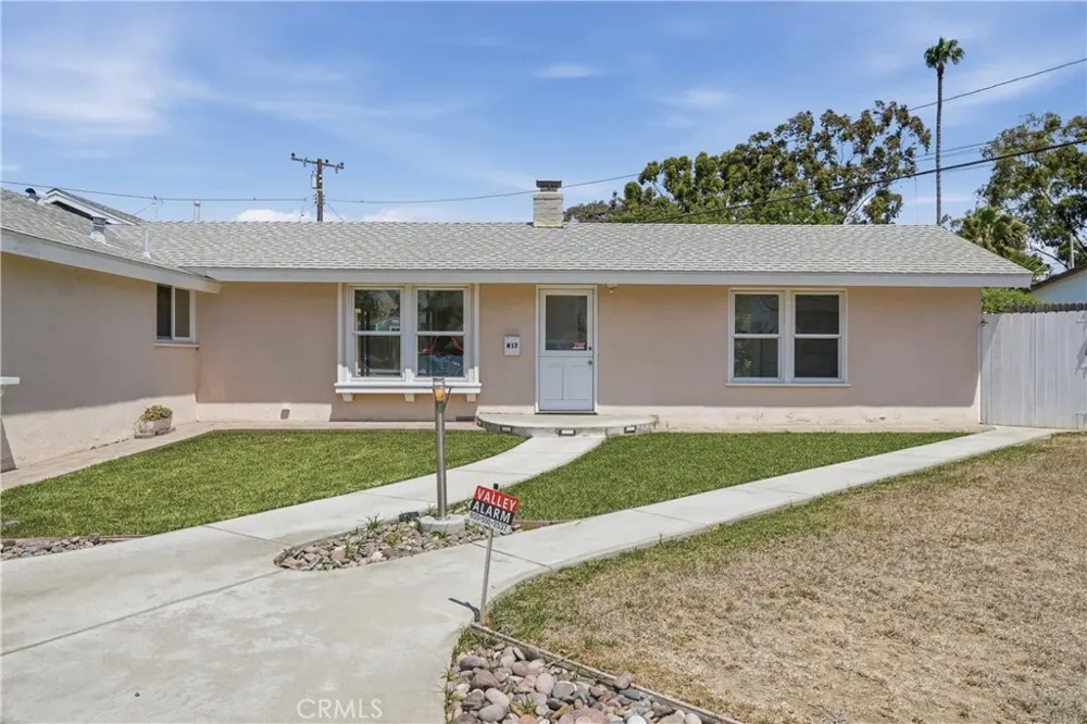 417 Emerald Seal Beach, CA 90740