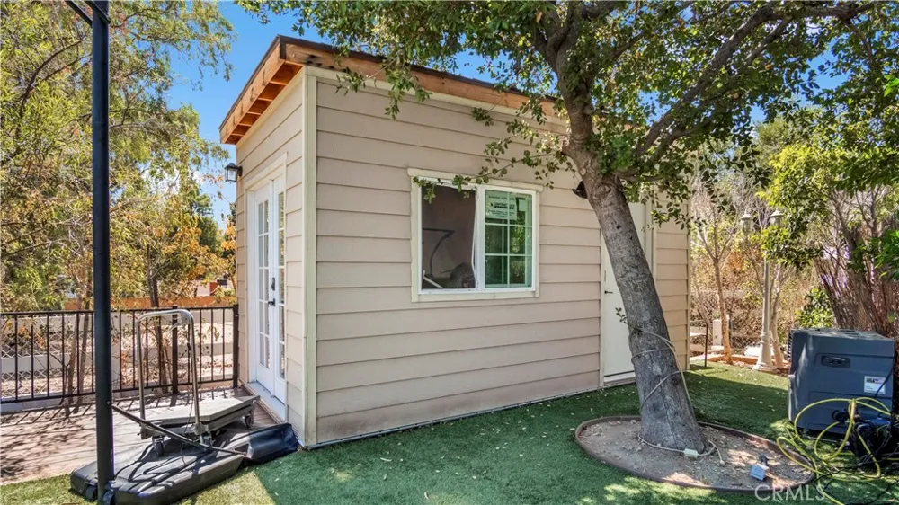 13897 Eldridge Sylmar, CA 91342