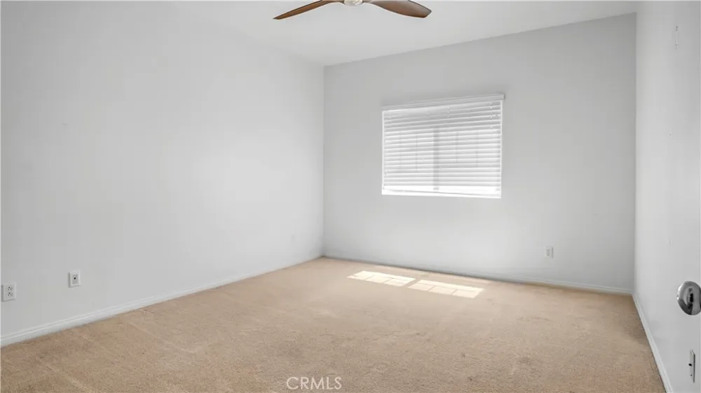 13897 Eldridge Sylmar, CA 91342