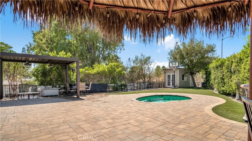 13897 Eldridge Sylmar, CA 91342