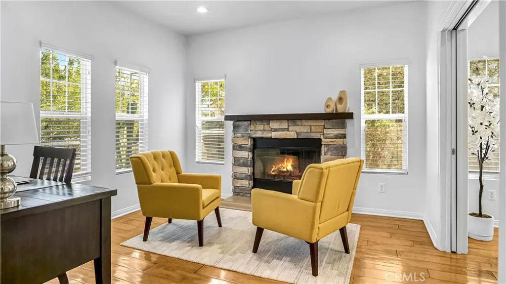 13897 Eldridge Sylmar, CA 91342