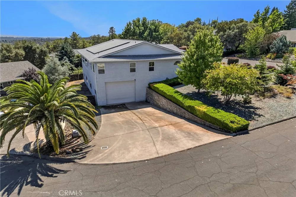 26 Regal Way Oroville, CA 95966