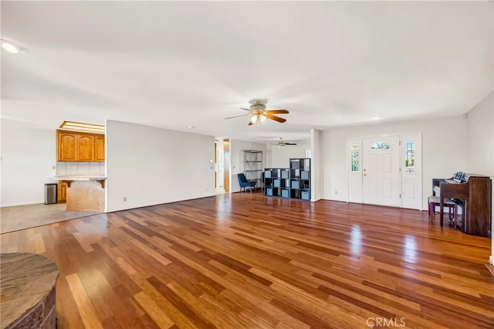 26 Regal Way Oroville, CA 95966