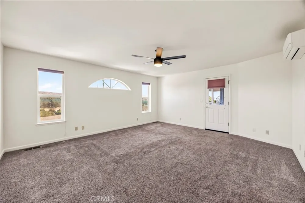 26 Regal Way Oroville, CA 95966