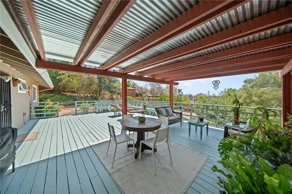 720 Carnation Lane Fallbrook, CA 92028