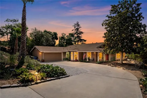 720 Carnation Lane