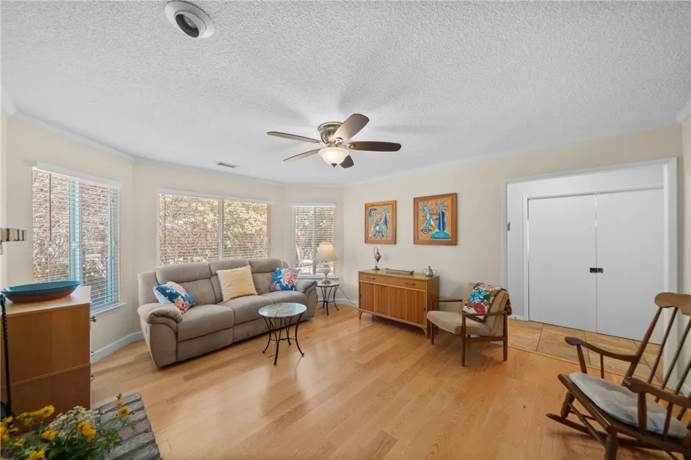 720 Carnation Lane Fallbrook, CA 92028