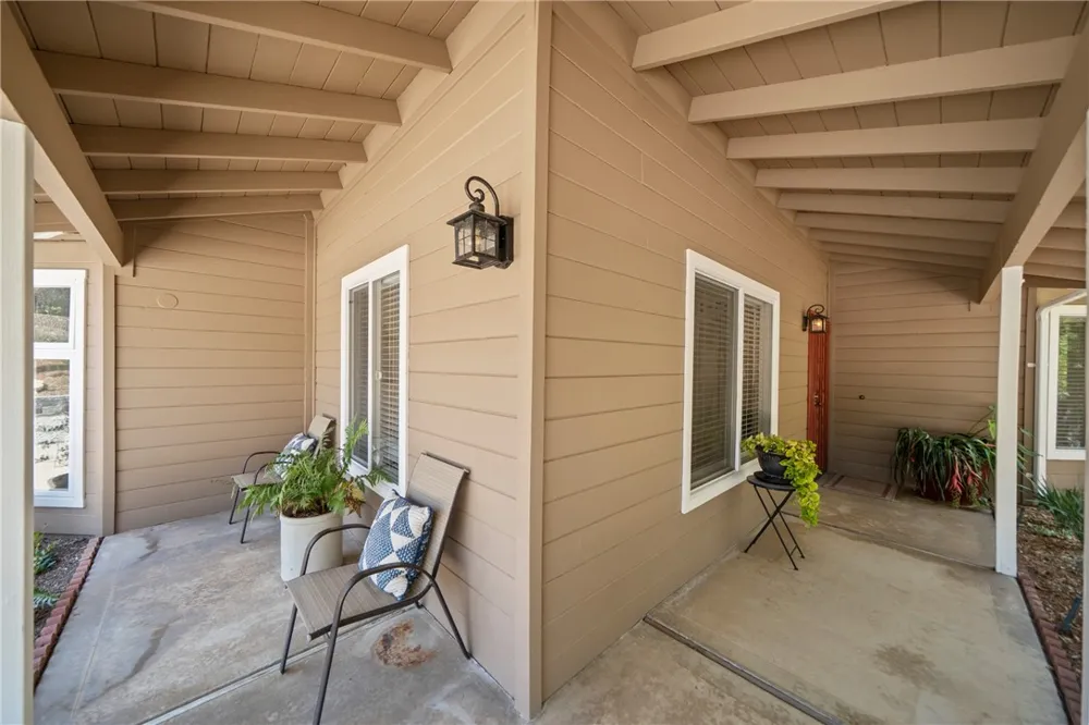 720 Carnation Lane Fallbrook, CA 92028
