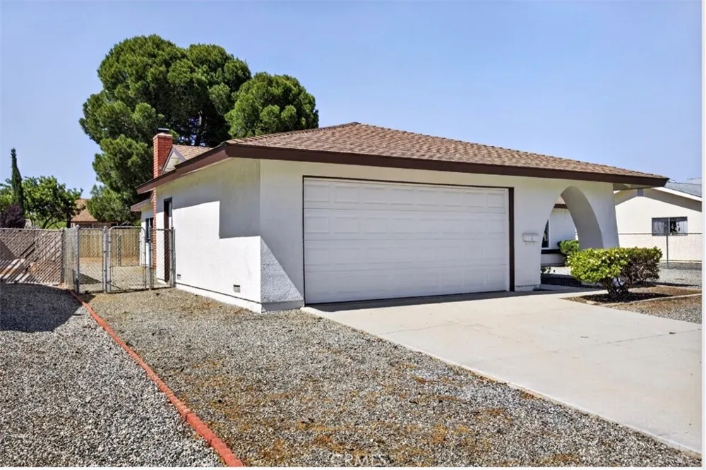 26170 Lancaster Menifee, CA 92586