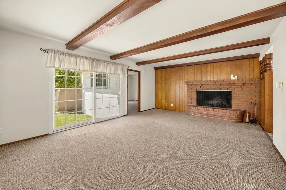 2226 250th Lomita, CA 90717