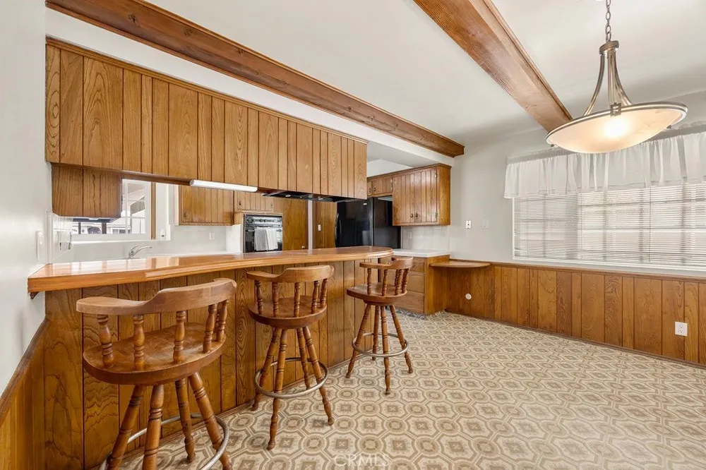 2226 250th Lomita, CA 90717