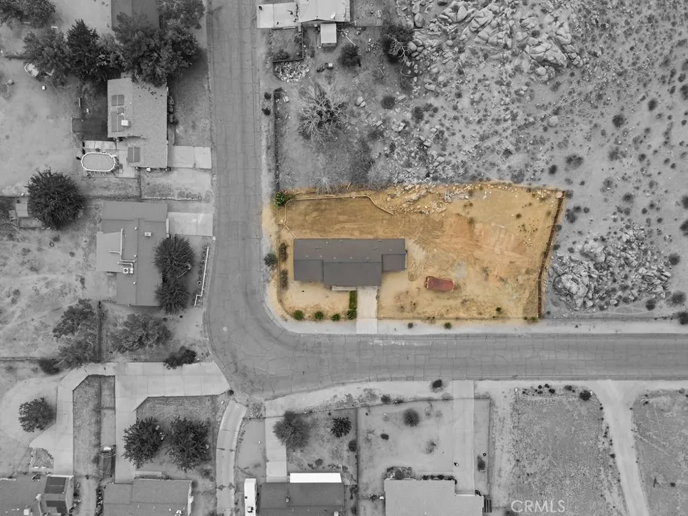 39609 179th E Palmdale, CA 93591